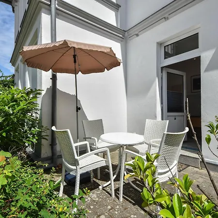 Appartement Strandvilla Mirja 01 *